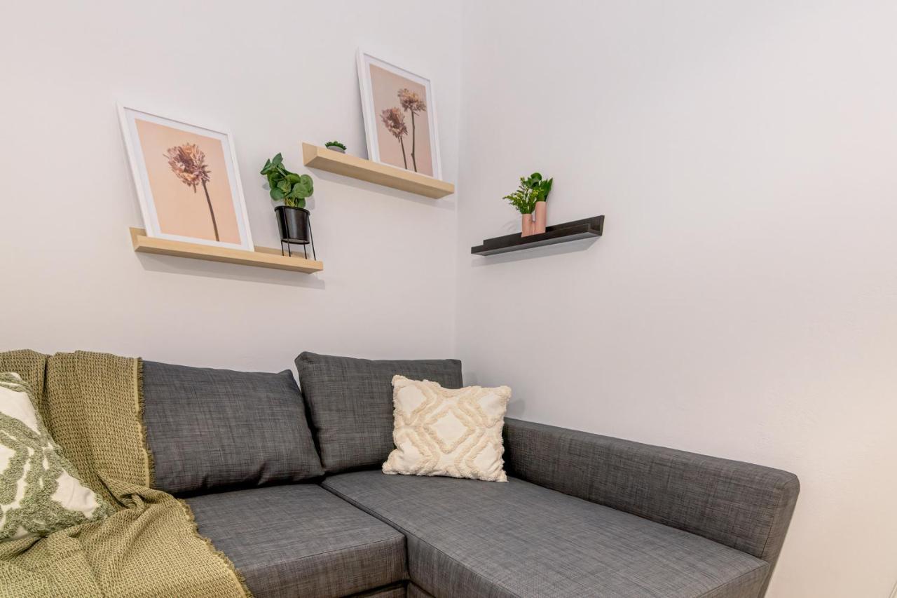Bona'S Guest House Agia  Екстер'єр фото