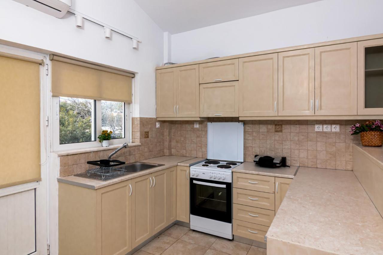 Bona'S Guest House Agia  Екстер'єр фото