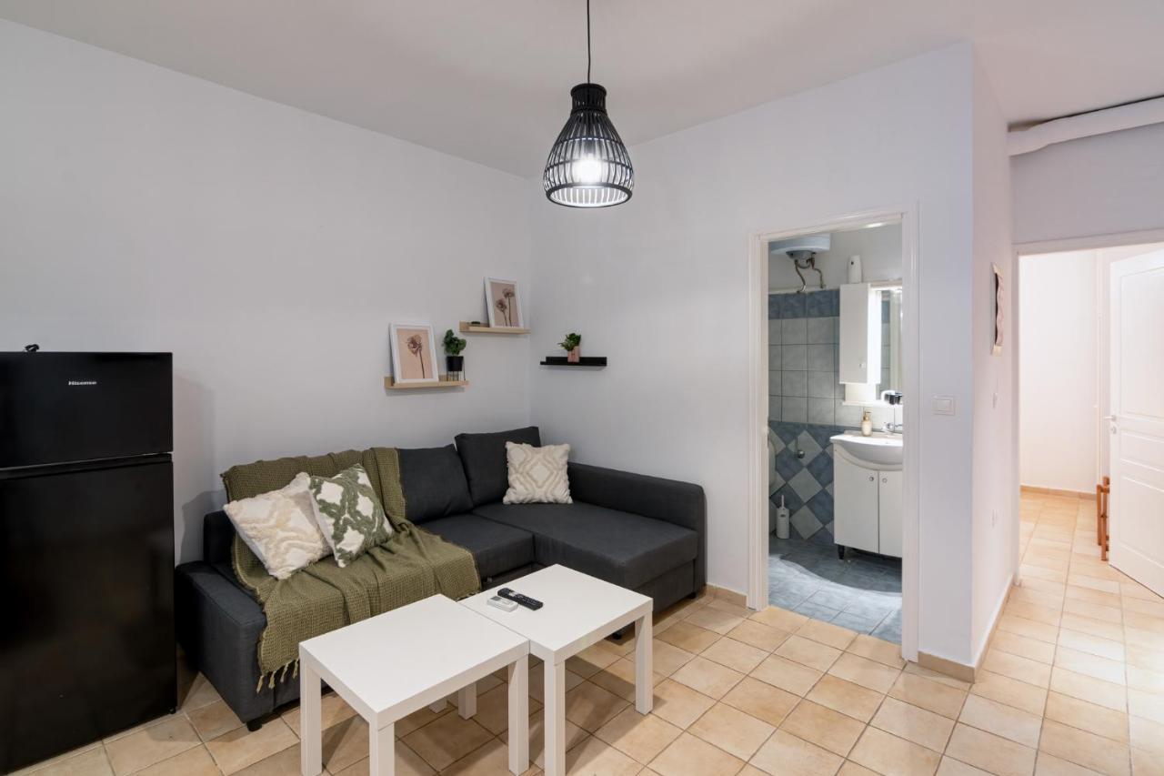 Bona'S Guest House Agia  Екстер'єр фото